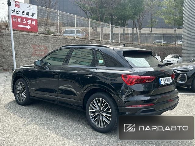 Audi Q3 (F3)