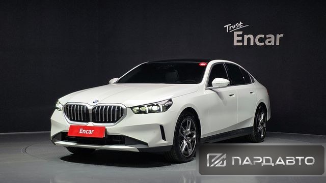 BMW 5 Series (G60)