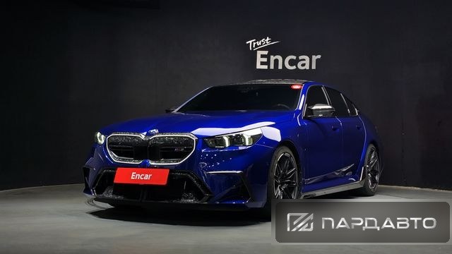 BMW M5 (G90)
