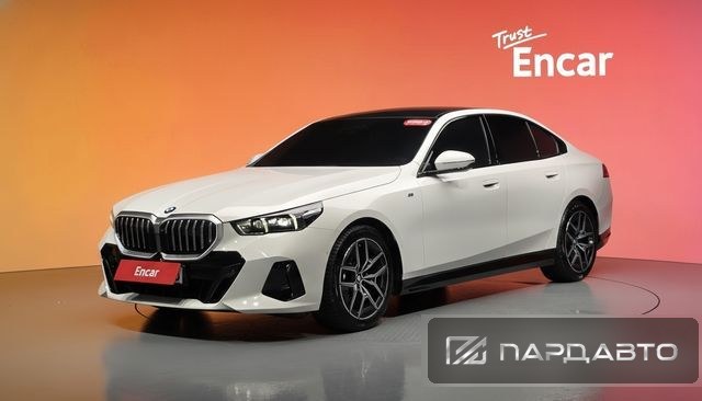 BMW 5 Series (G60)