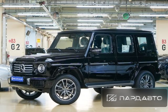 Mercedes-Benz G-Class (W465)