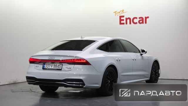 Audi A7 (4K)