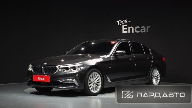 BMW 5 Series (G30)