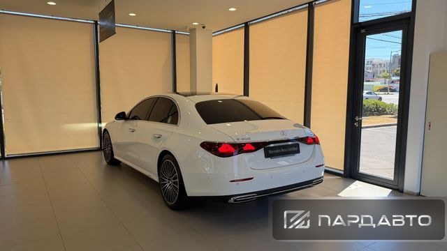 Mercedes-Benz E-Class (W214)