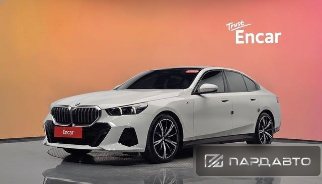 BMW 5 Series (G60)