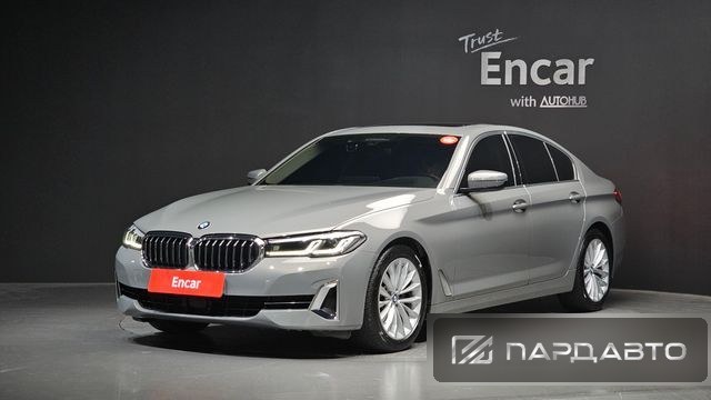 BMW 5 Series (G30)