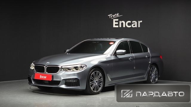 BMW 5 Series (G30)