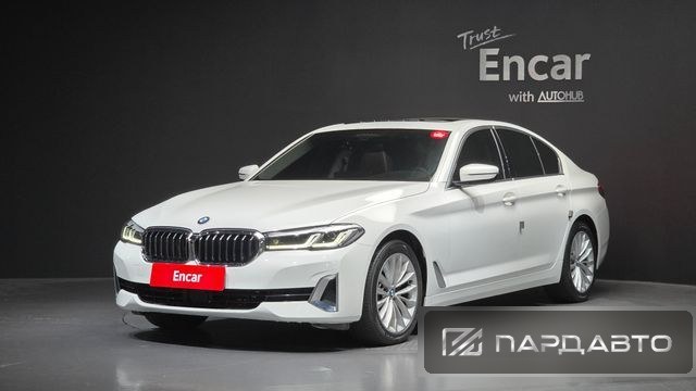 BMW 5 Series (G30)
