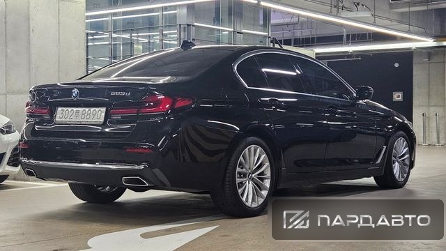 BMW 5 Series (G30)