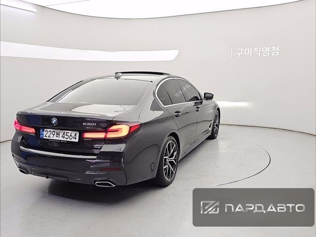 BMW 5 Series (G30)