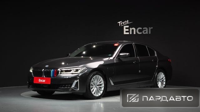 BMW 5 Series (G30)