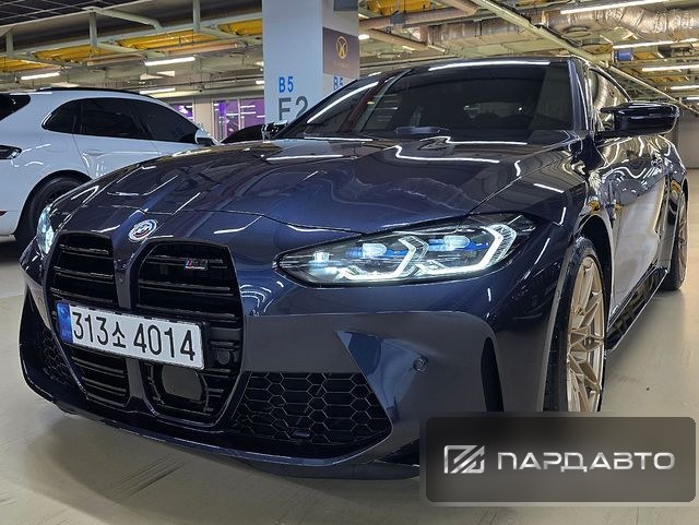BMW M4 (G82)