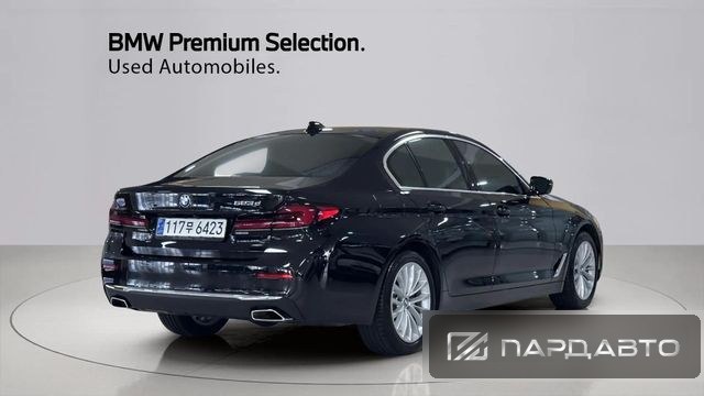 BMW 5 Series (G30)