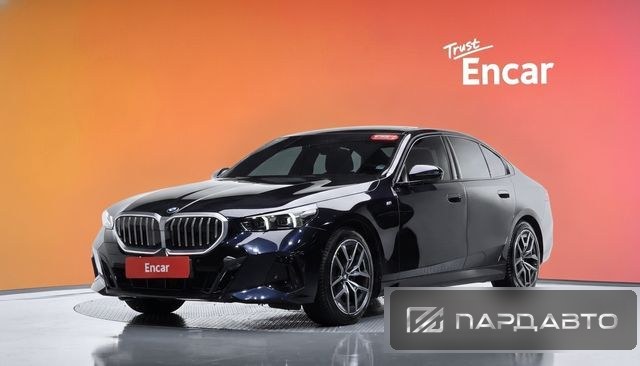 BMW 5 Series (G60)