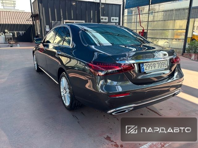 Mercedes-Benz E-Class (W213)