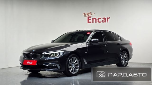 BMW 5 Series (G30)