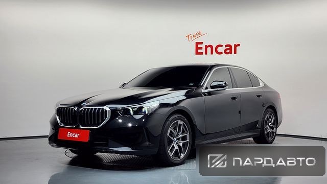 BMW 5 Series (G60)