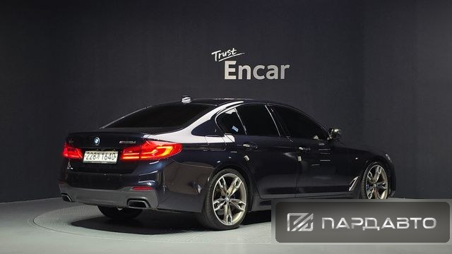 BMW 5 Series (G30)