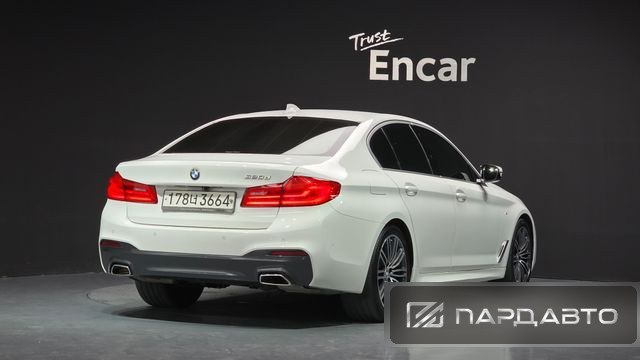 BMW 5 Series (G30)