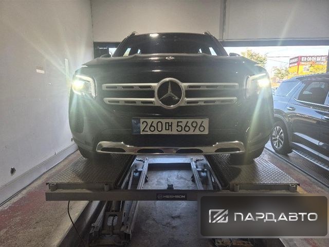Mercedes-Benz GLB-Class (X247)