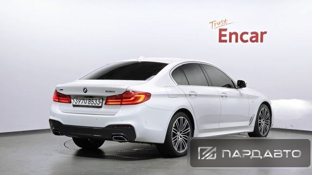 BMW 5 Series (G30)
