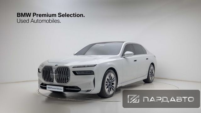 BMW 7 Series (G70)