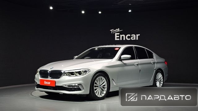 BMW 5 Series (G30)