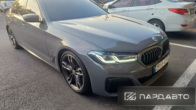 BMW 5 Series (G30)
