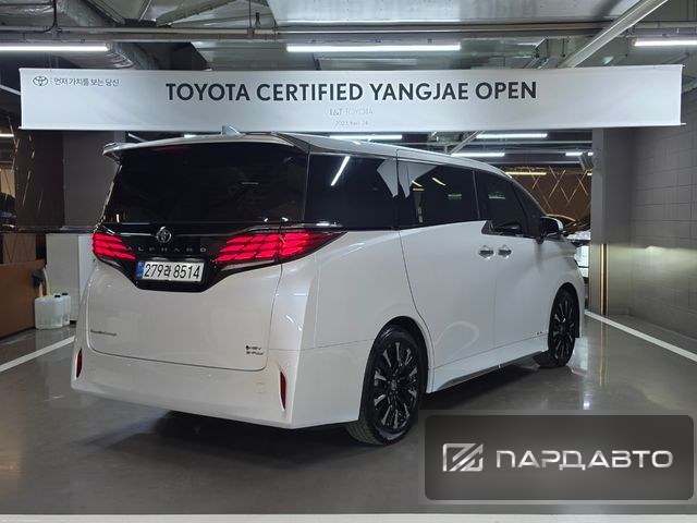 Toyota Alphard (AH40)