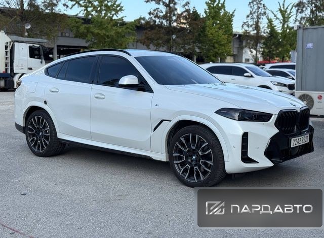BMW X6 (G06)