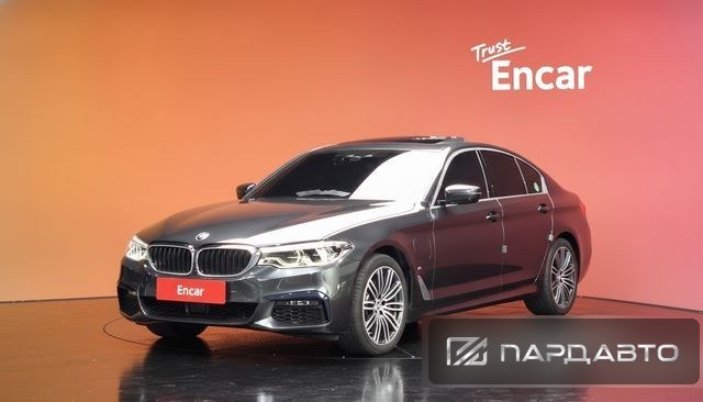 BMW 5 Series (G30)