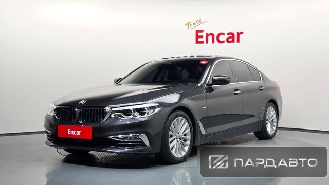 BMW 5 Series (G30)