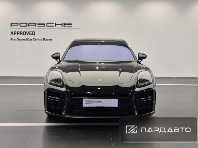 Porsche Panamera (976)