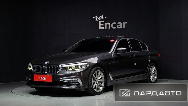 BMW 5 Series (G30)