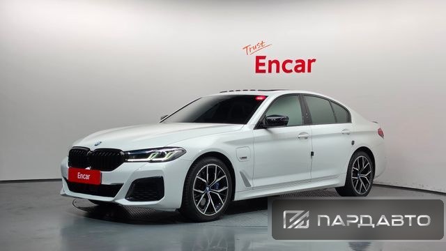 BMW 5 Series (G30)