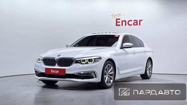 BMW 5 Series (G30)