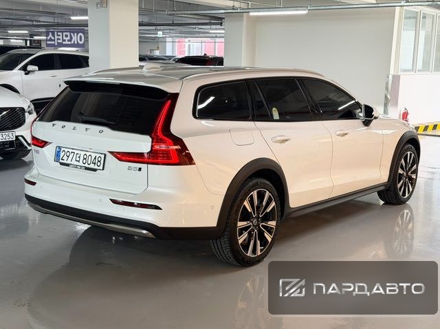 Volvo V60 Cross Country