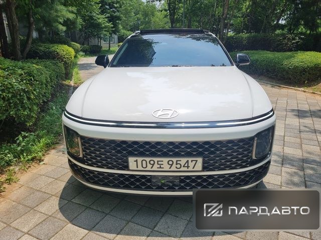 Hyundai Grandeur (GN7)