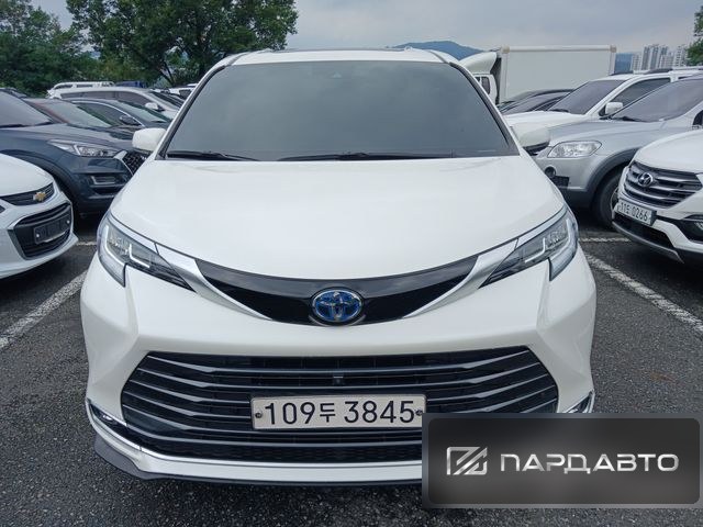 Toyota Sienna