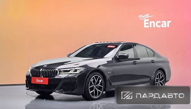 BMW 5 Series (G30)