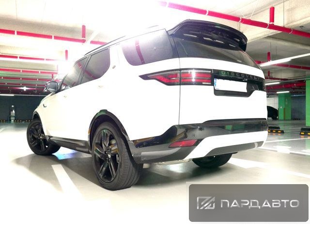 Land Rover Discovery 5