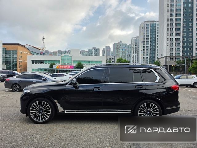 BMW X7 (G07)