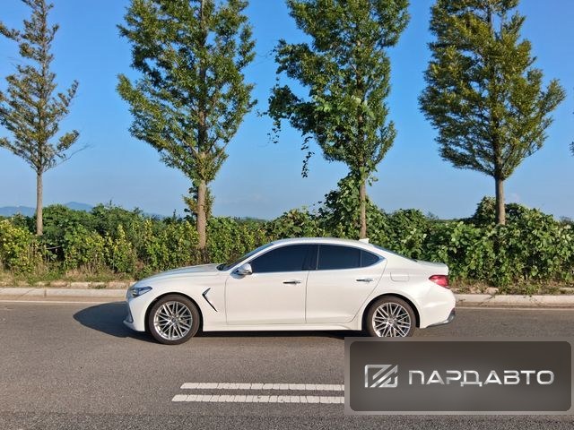 Genesis G70