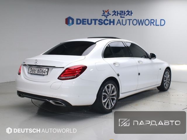 Mercedes-Benz C-Class (W205)