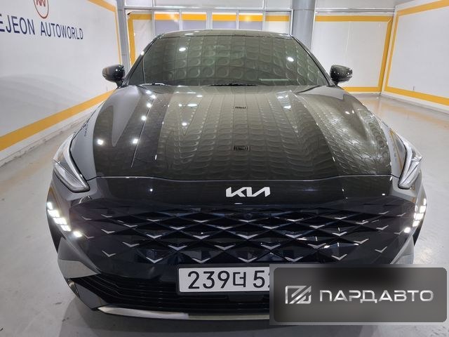 Kia K8 (GL3)