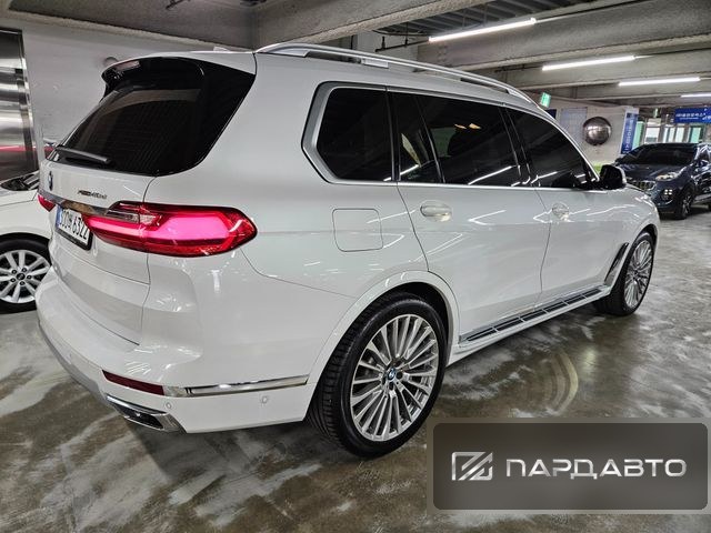 BMW X7 (G07)