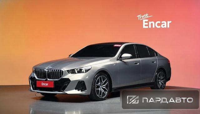 BMW 5 Series (G60)