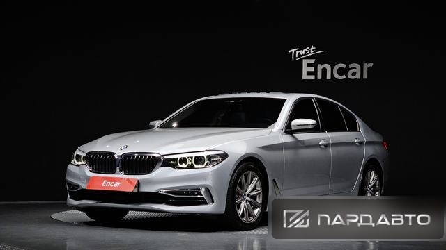 BMW 5 Series (G30)