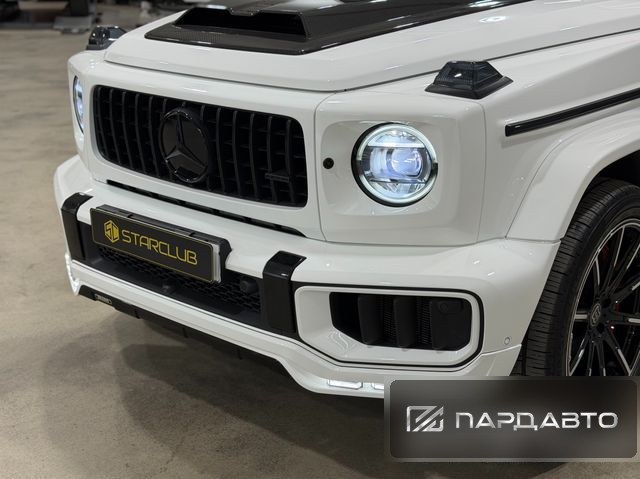 Mercedes-Benz G-Class (W465)