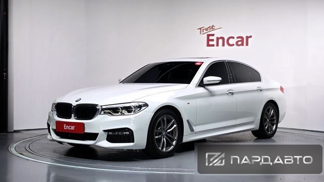 BMW 5 Series (G30)